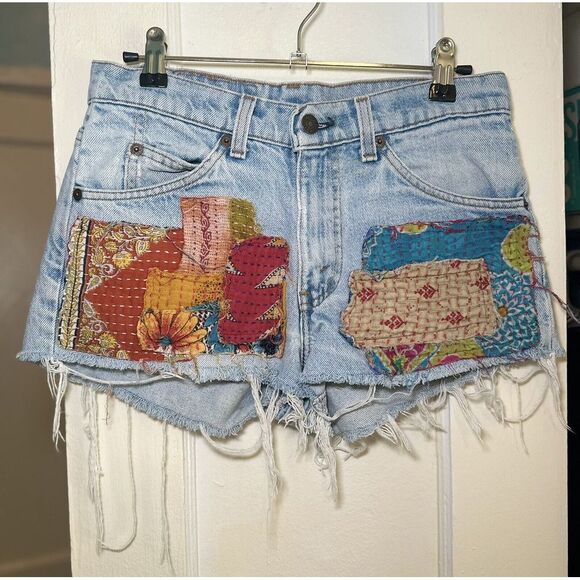 RARE Vintage Levi's Authentic Hippie 60s 70s Patch Cutoff Light Wash Jean Shorts